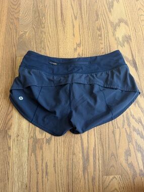 lululemon athletica Women's Navy Speed Shorts 2.5”